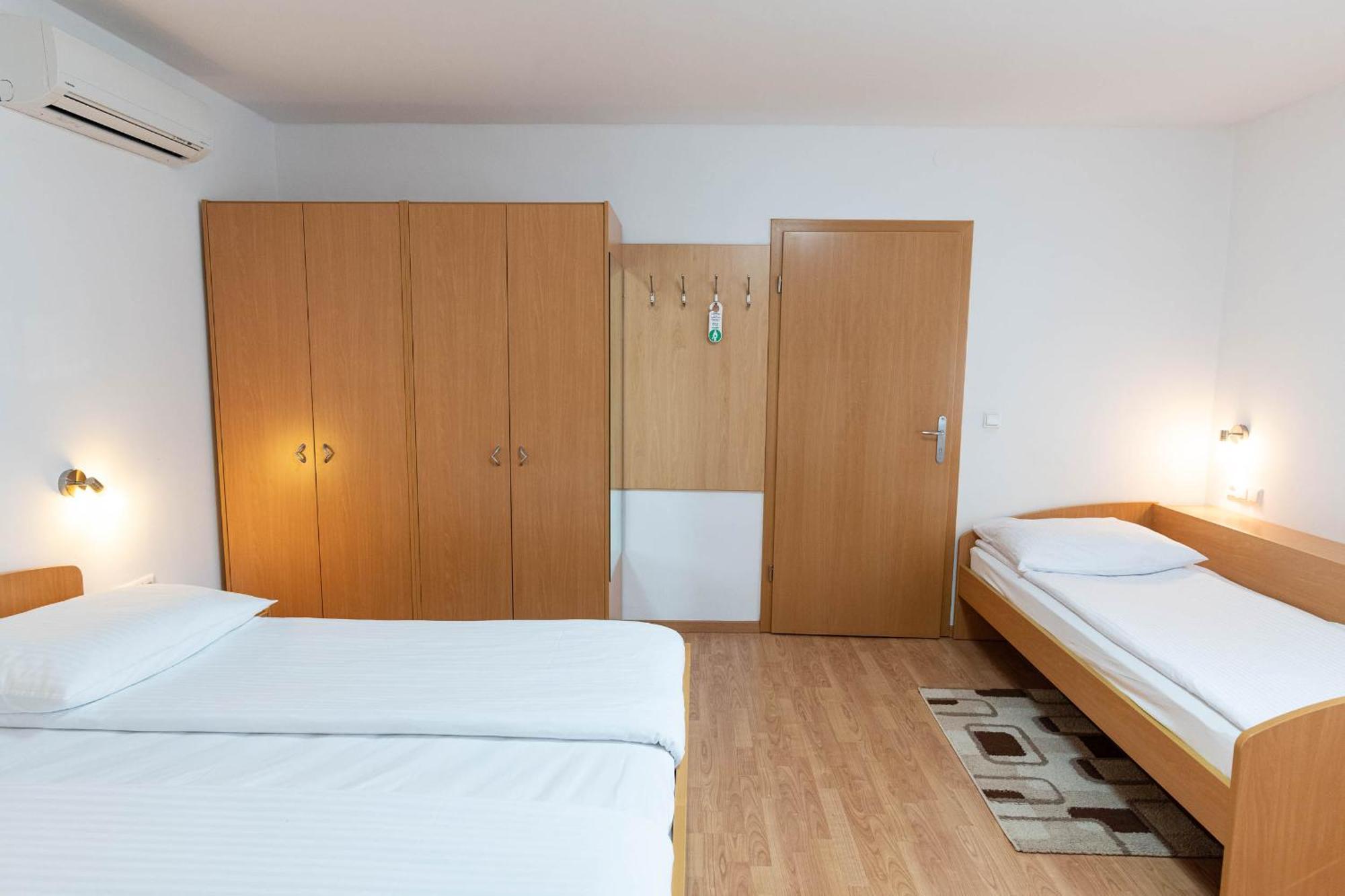 Apartmaji In Sobe Ramar Straza المظهر الخارجي الصورة