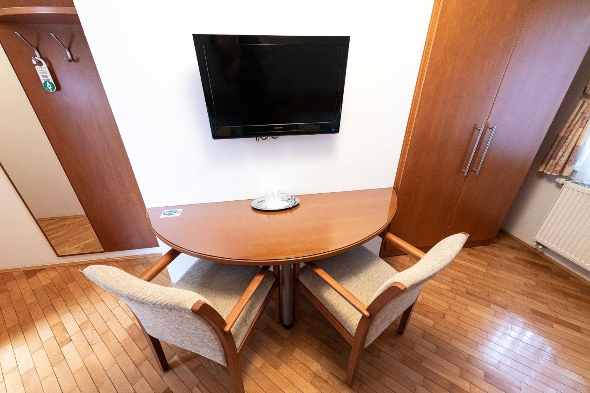 Apartmaji In Sobe Ramar Straza المظهر الخارجي الصورة